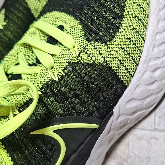 Nike Mens react infinity flyknit 2 - Picture 4 of 6